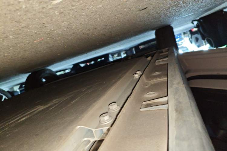 Used Baojun KiWi EV 2023 DJI Edition Lithium Iron Phosphate Left Side Sill