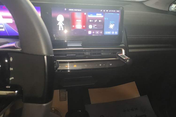 Used Baojun KiWi EV 2023 Smart Trend Edition Ternary Lithium Audio And AC Panel