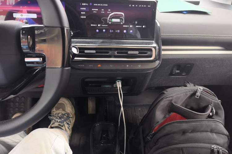 Used Baojun KiWi EV 2023 Smart Trend Edition Ternary Lithium Audio And AC Panel