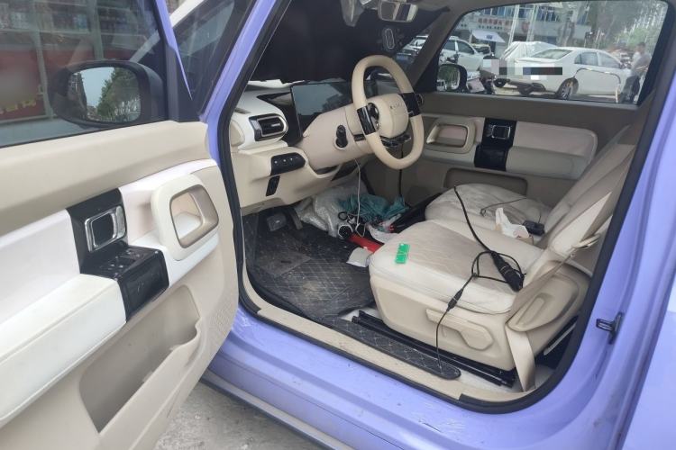 Used Baojun KiWi EV 2023 DJI Edition Ternary Lithium Driver Seat