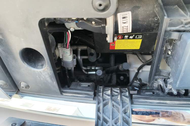 Used Baojun KiWi EV 2023 DJI Edition Lithium Iron Phosphate Engine Bay Right