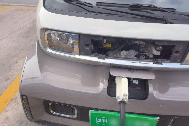 Used Baojun KiWi EV 2023 Smart Trend Edition Ternary Lithium Engine Bay Right
