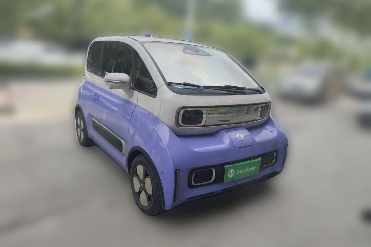Used Baojun KiWi EV 2023 DJI Edition Ternary Lithium Front Right 45 Deg