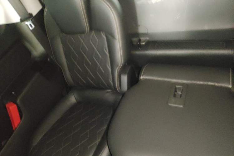 Used Baojun KiWi EV 2023 Smart Trend Edition Ternary Lithium Left Rear Seat