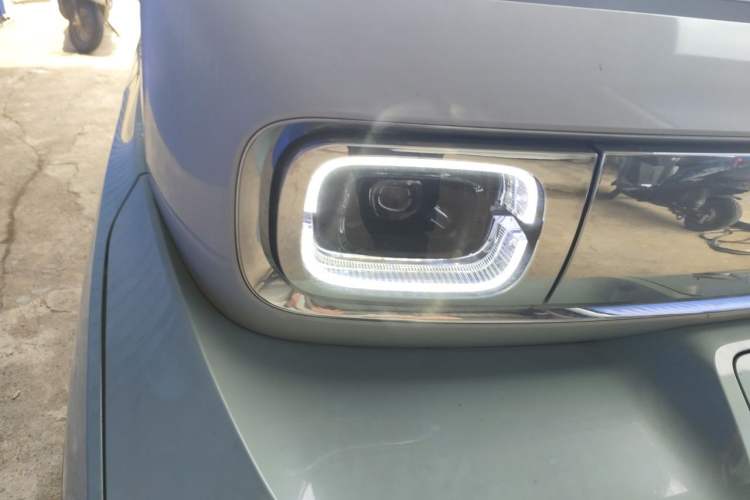 Used Baojun KiWi EV 2023 DJI Edition Lithium Iron Phosphate Right Front Headlight