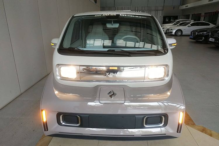 Used Baojun KiWi EV 2023 Smart Trend Edition Ternary Lithium Front