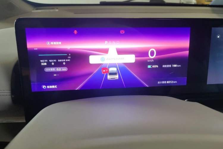 Used Baojun KiWi EV 2023 Smart Trend Edition Ternary Lithium Odometer Close Up
