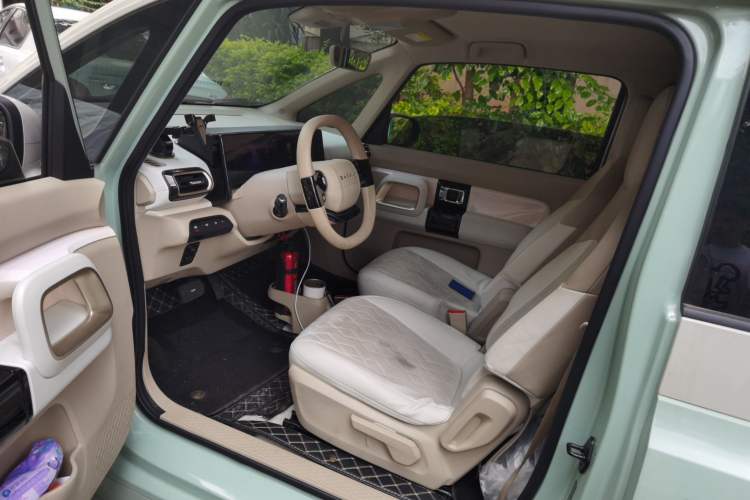Used Baojun KiWi EV 2023 Smart Luxury Edition Ternary Lithium Driver Seat