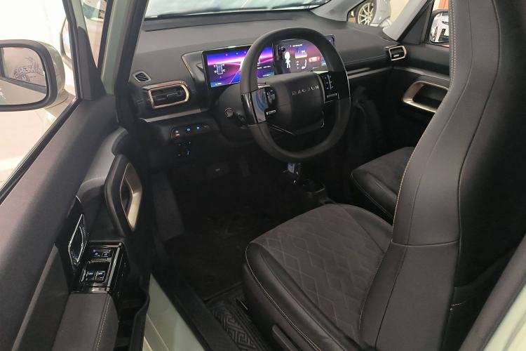 Used Baojun KiWi EV 2023 Smart Luxury Edition Ternary Lithium Driver Seat