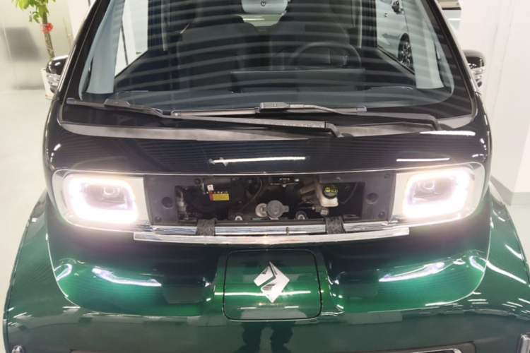 Used Baojun KiWi EV 2023 Smart Luxury Edition Lithium Iron Phosphate Engine Bay