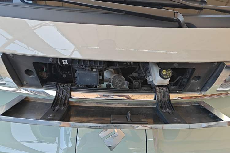 Used Baojun KiWi EV 2023 DJI Edition Lithium Iron Phosphate Engine Bay