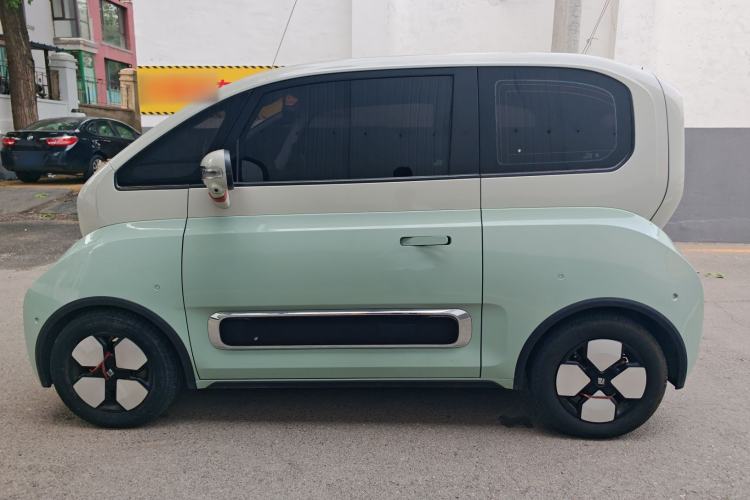 Used Baojun KiWi EV 2023 DJI Edition Lithium Iron Phosphate Exterior 2