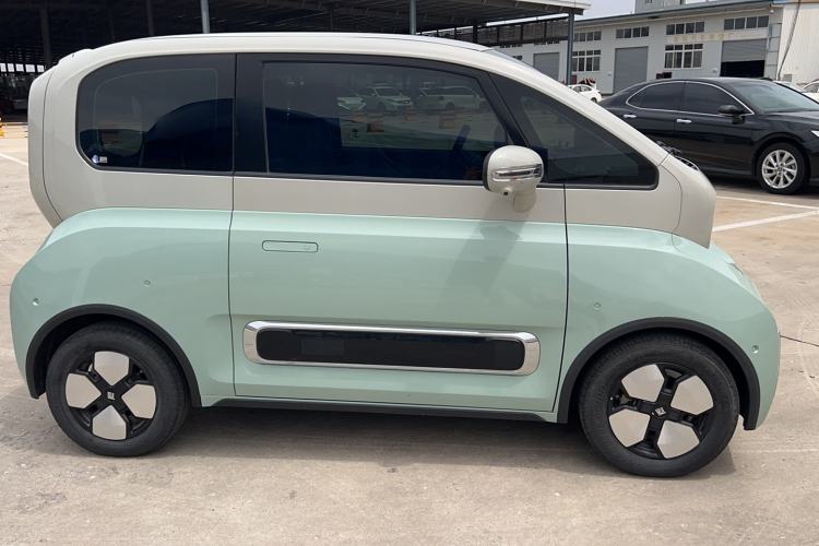Used Baojun KiWi EV 2023 DJI Edition Lithium Iron Phosphate Exterior 3