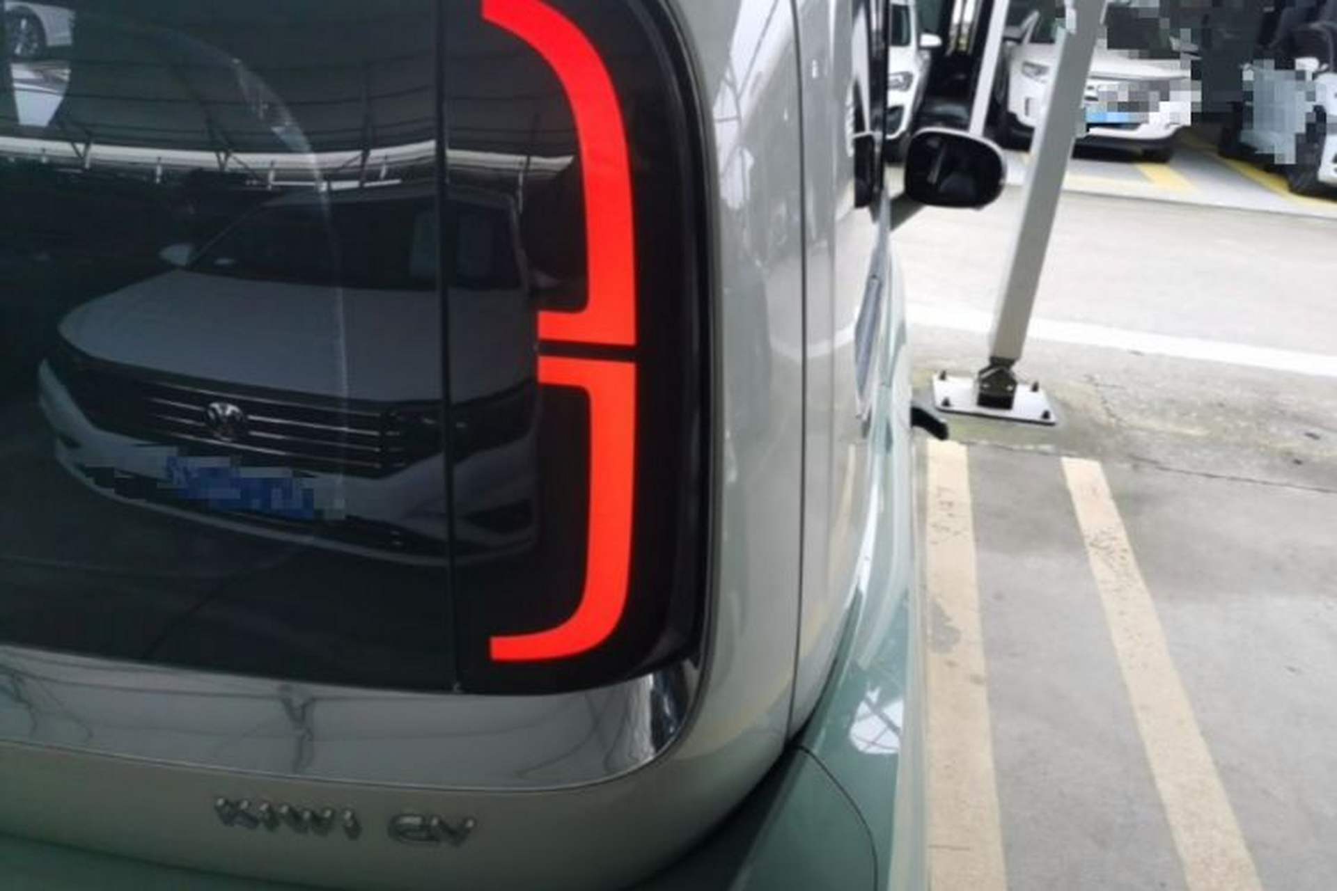 Used Baojun KiWi EV 2023 DJI Edition Lithium Iron Phosphate Exterior 3
