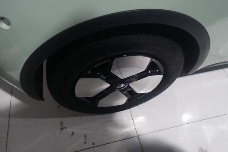 Used Baojun KiWi EV 2023 DJI Edition Lithium Iron Phosphate Exterior 5