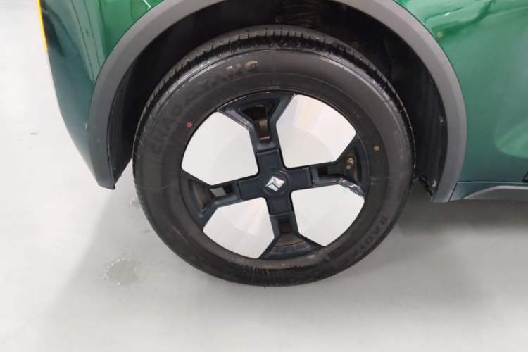 Used Baojun KiWi EV 2023 Smart Luxury Edition Lithium Iron Phosphate Exterior 5