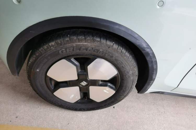 Used Baojun KiWi EV 2023 DJI Edition Lithium Iron Phosphate Exterior 5