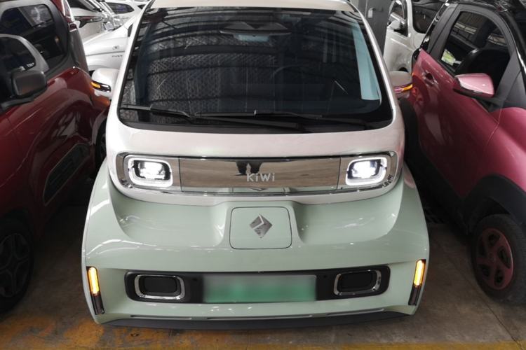 Used Baojun KiWi EV 2023 DJI Edition Ternary Lithium Front