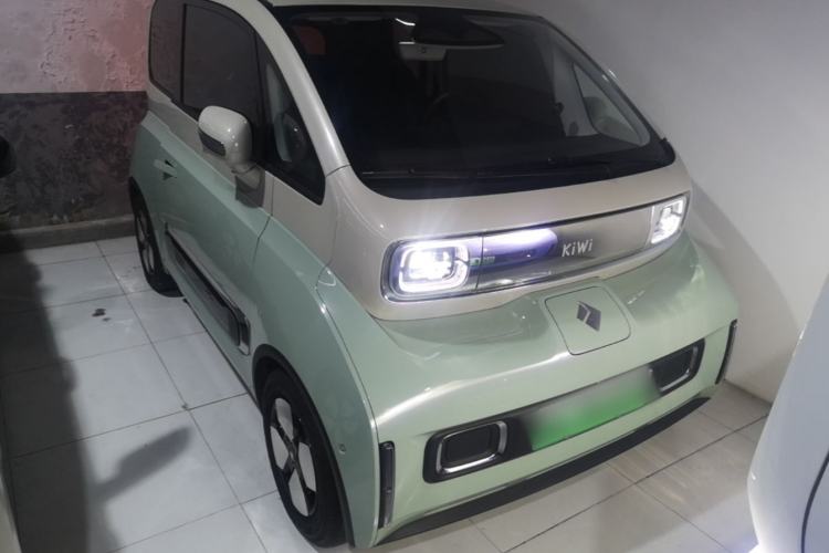 Used Baojun KiWi EV 2023 DJI Edition Lithium Iron Phosphate Front