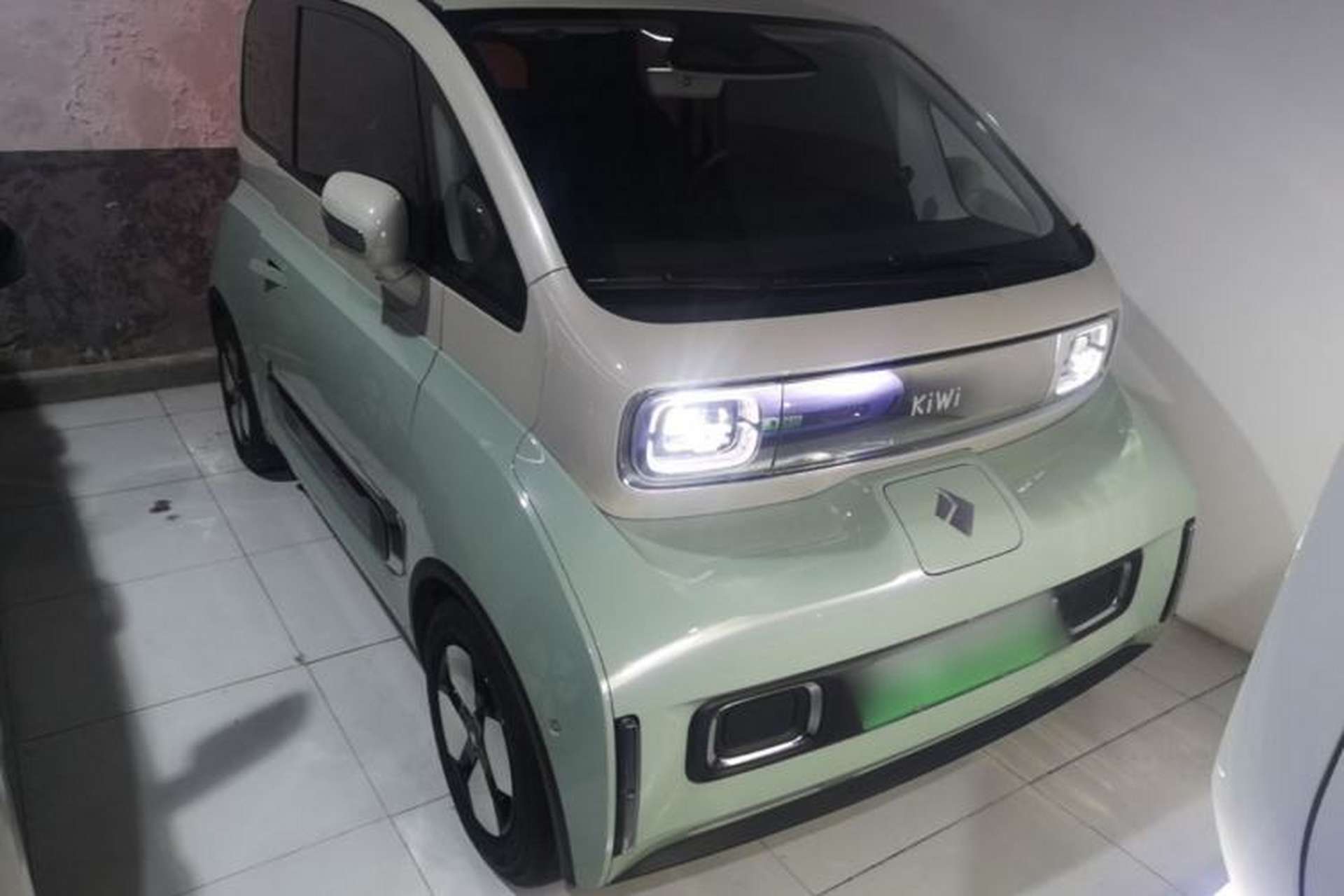 Used Baojun KiWi EV 2023 DJI Edition Lithium Iron Phosphate Front