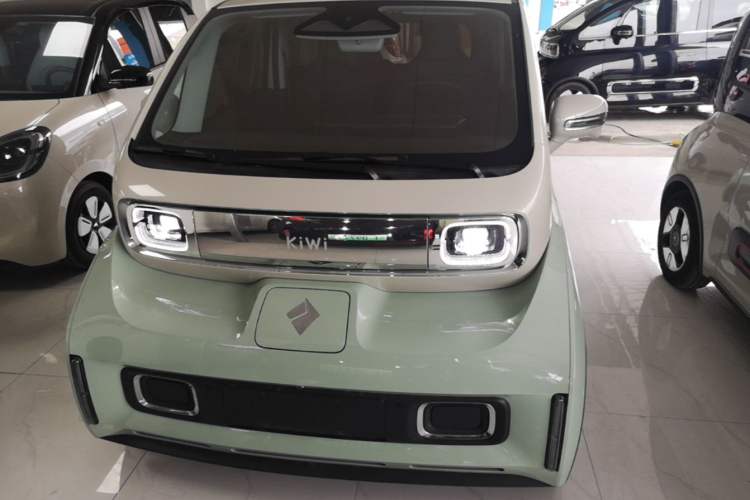 Used Baojun KiWi EV 2023 DJI Edition Lithium Iron Phosphate Front