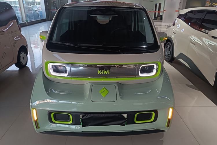 Used Baojun KiWi EV 2023 DJI Edition Lithium Iron Phosphate Front