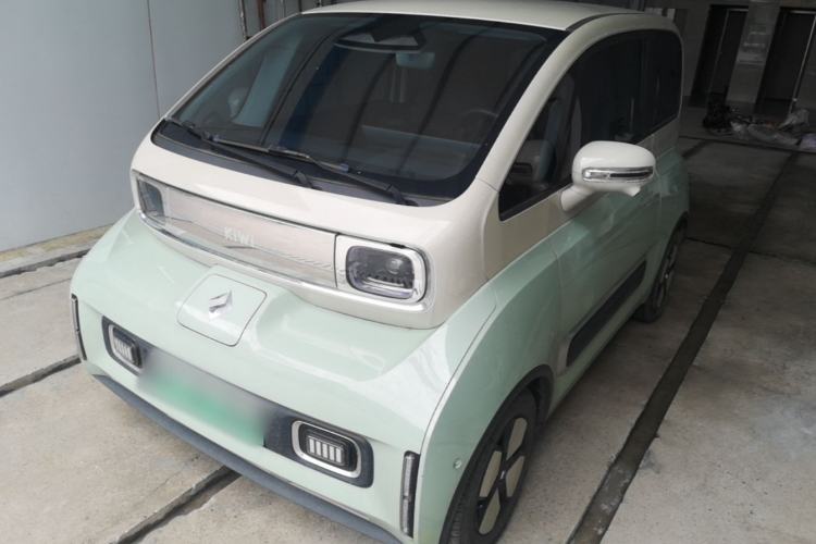 Baojun KiWi EV 2023 — фото 1