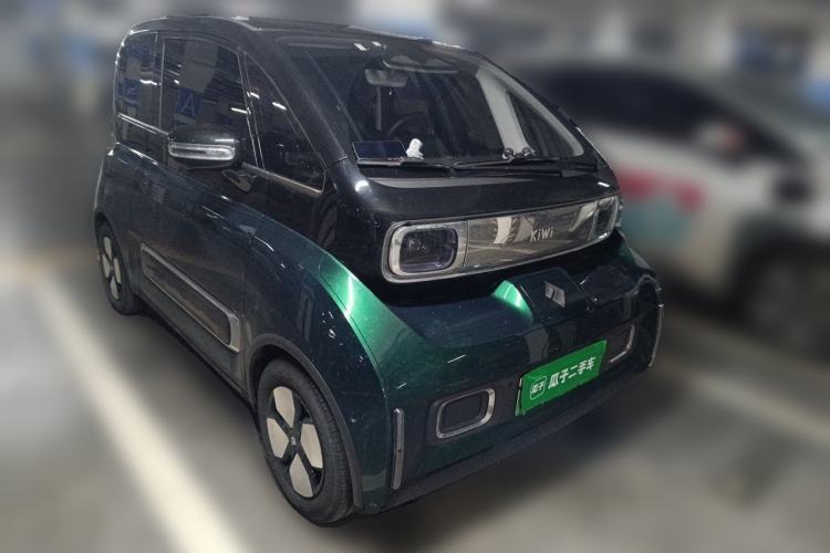 Used Baojun KiWi EV 2023 DJI Edition Ternary Lithium Front Right 45 Deg