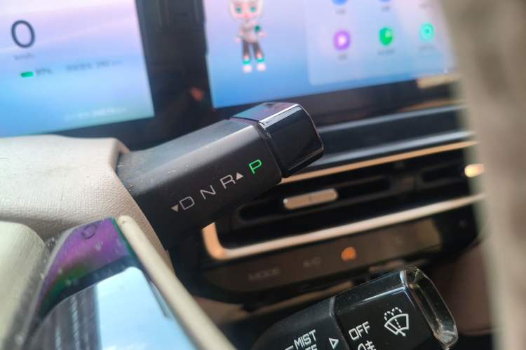 Used Baojun KiWi EV 2023 DJI Edition Lithium Iron Phosphate Gear Lever