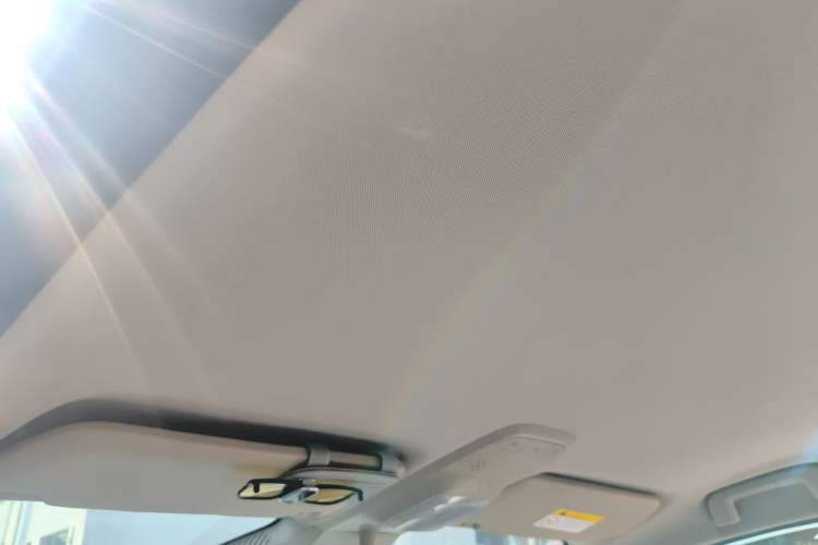 Used Baojun KiWi EV 2023 DJI Edition Lithium Iron Phosphate Headliner