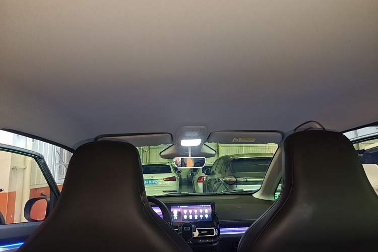 Used Baojun KiWi EV 2023 DJI Edition Lithium Iron Phosphate Headliner