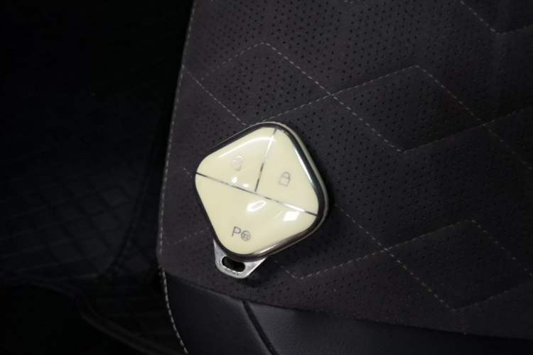 Used Baojun KiWi EV 2023 DJI Edition Lithium Iron Phosphate Interior 1