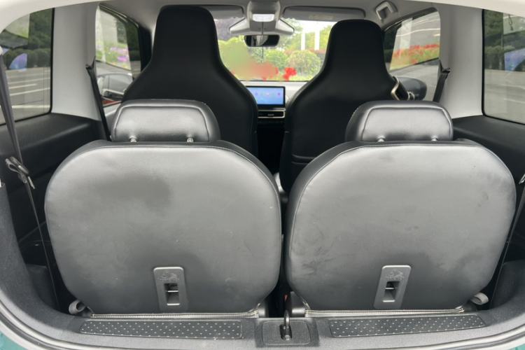 Used Baojun KiWi EV 2023 DJI Edition Ternary Lithium Interior 4