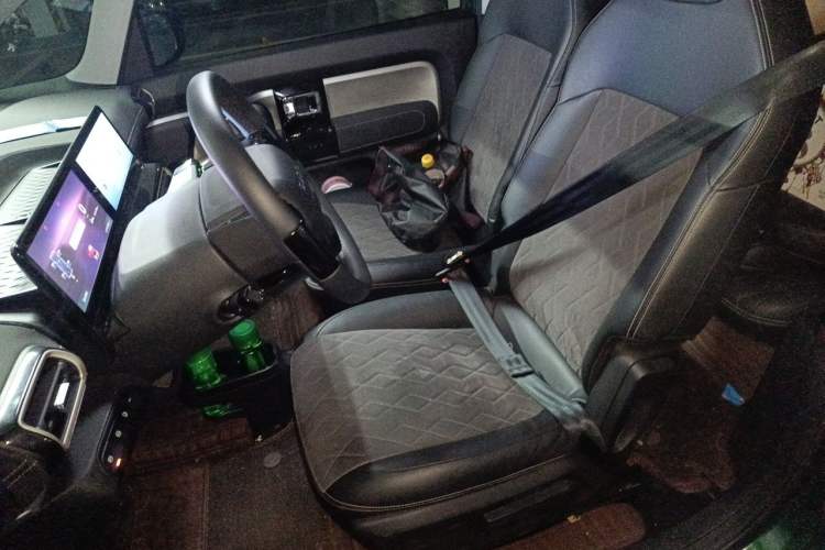 Used Baojun KiWi EV 2023 DJI Edition Ternary Lithium Left Front Seat