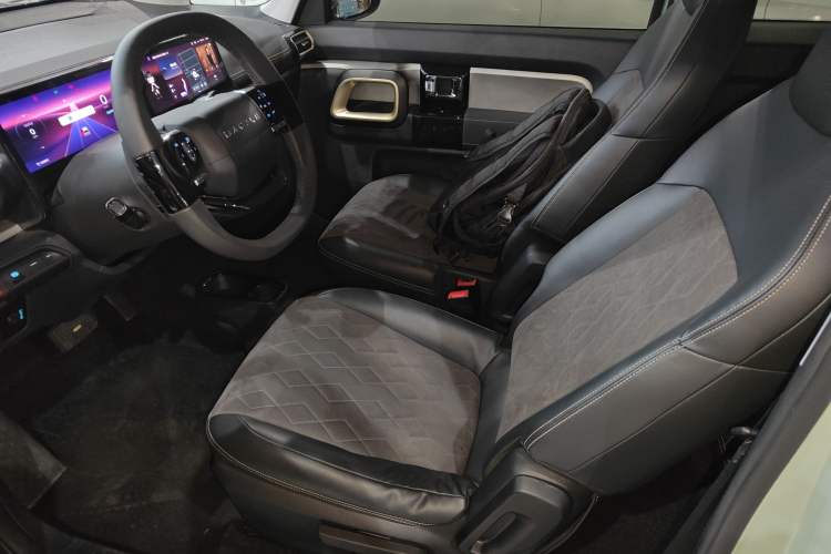 Used Baojun KiWi EV 2023 Smart Trend Edition Lithium Iron Phosphate Left Front Seat