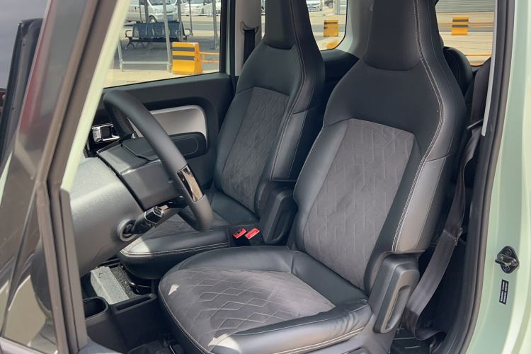 Used Baojun KiWi EV 2023 DJI Edition Lithium Iron Phosphate Left Front Seat