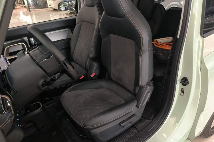 Used Baojun KiWi EV 2023 Smart Luxury Edition Ternary Lithium Left Front Seat