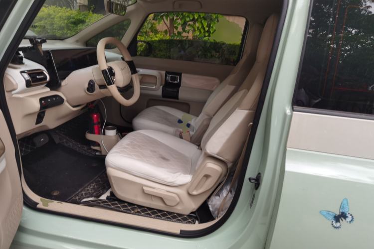 Used Baojun KiWi EV 2023 Smart Luxury Edition Ternary Lithium Left Rear Seat