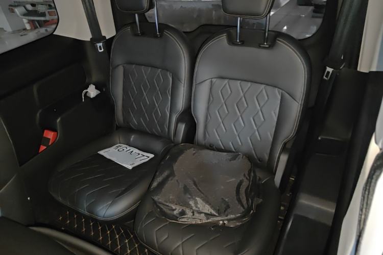 Used Baojun KiWi EV 2023 Smart Luxury Edition Ternary Lithium Left Rear Seat