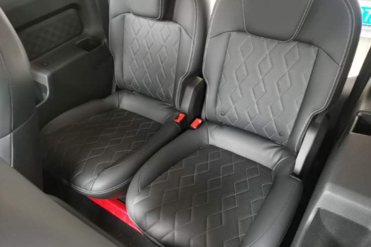 Used Baojun KiWi EV 2023 DJI Edition Lithium Iron Phosphate Left Rear Seat