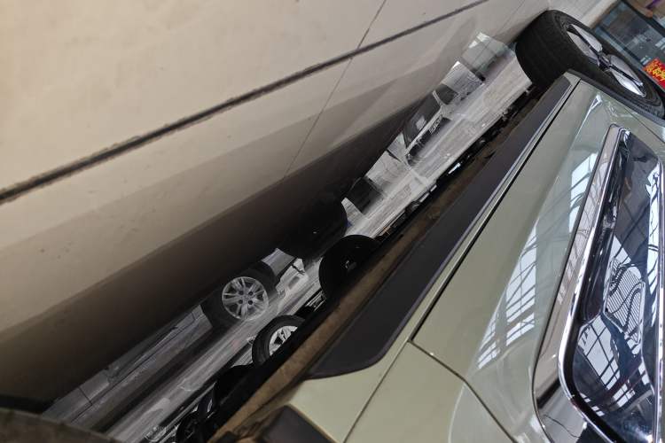 Used Baojun KiWi EV 2023 Smart Trend Edition Lithium Iron Phosphate Left Side Sill