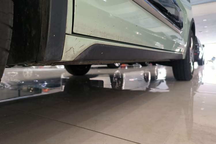 Used Baojun KiWi EV 2023 Smart Luxury Edition Ternary Lithium Left Side Sill
