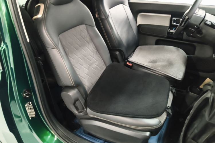 Used Baojun KiWi EV 2023 Smart Luxury Edition Lithium Iron Phosphate Right Front Seat