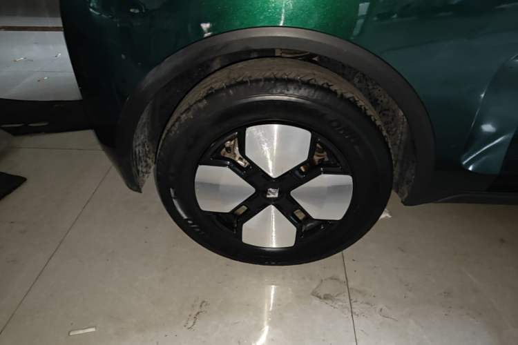 Used Baojun KiWi EV 2023 Smart Luxury Edition Ternary Lithium Right Rear Wheel Hub
