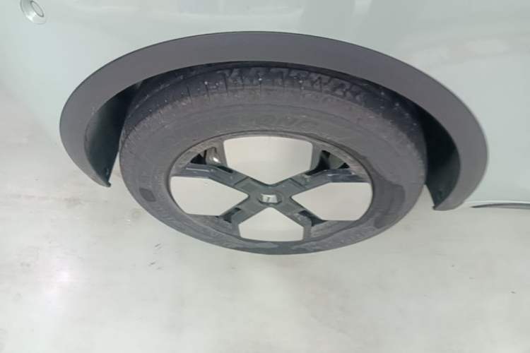 Used Baojun KiWi EV 2023 DJI Edition Lithium Iron Phosphate Right Rear Wheel Hub
