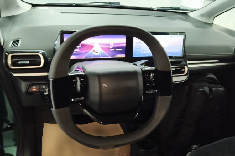Used Baojun KiWi EV 2023 Smart Luxury Edition Lithium Iron Phosphate Steering Wheel