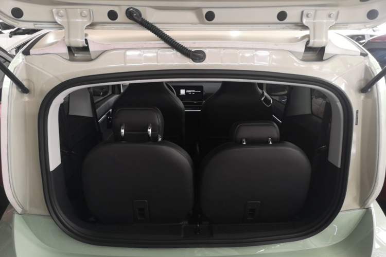 Used Baojun KiWi EV 2023 DJI Edition Ternary Lithium Trunk