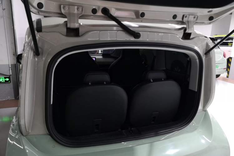 Used Baojun KiWi EV 2023 DJI Edition Lithium Iron Phosphate Trunk