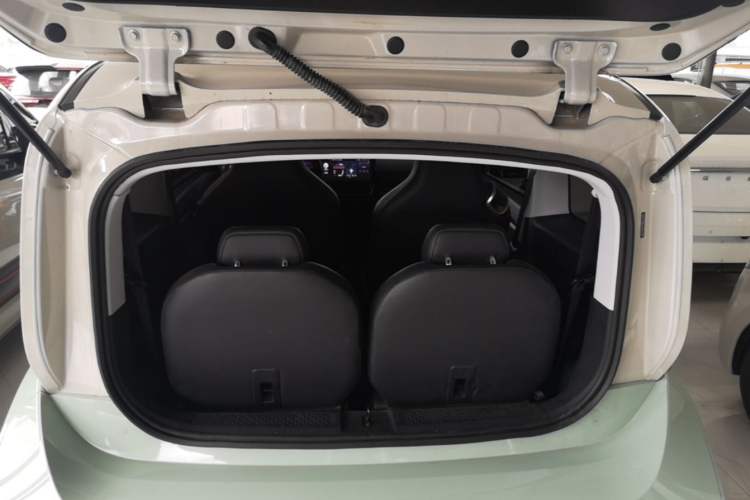 Used Baojun KiWi EV 2023 DJI Edition Lithium Iron Phosphate Trunk