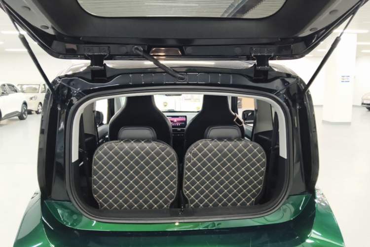 Used Baojun KiWi EV 2023 Smart Luxury Edition Lithium Iron Phosphate Trunk